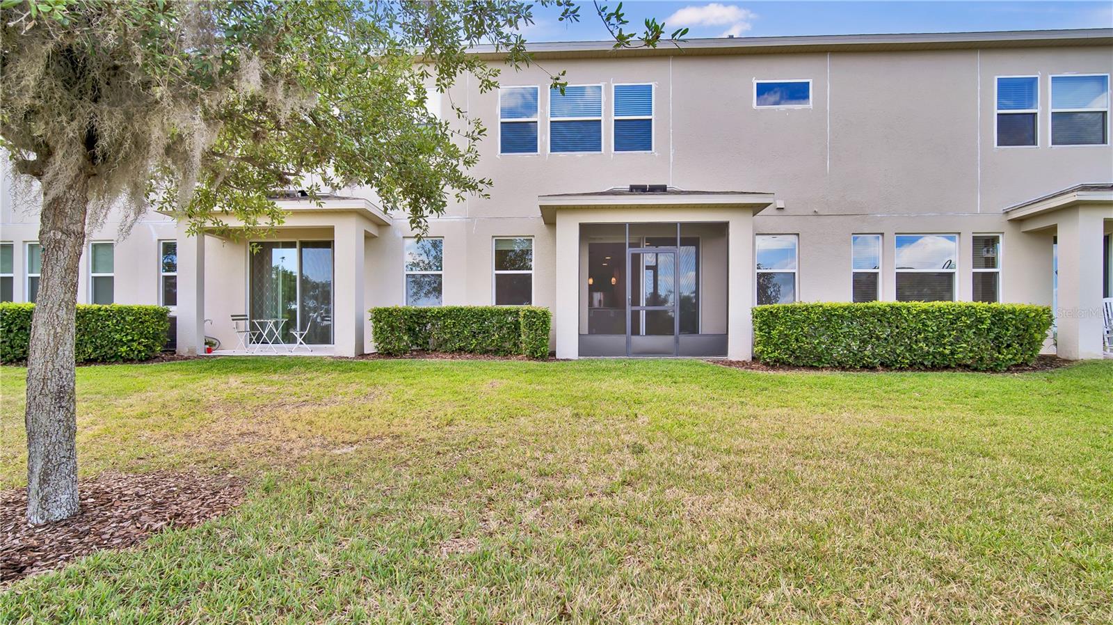 Image 21 of 44 For 15237 Sunrise Grove Court