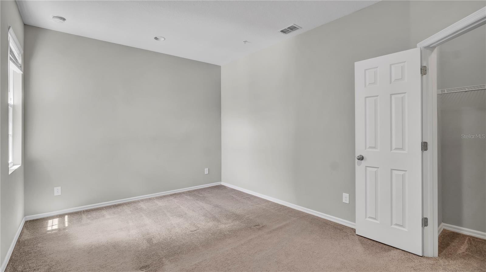 Image 31 of 44 For 15237 Sunrise Grove Court