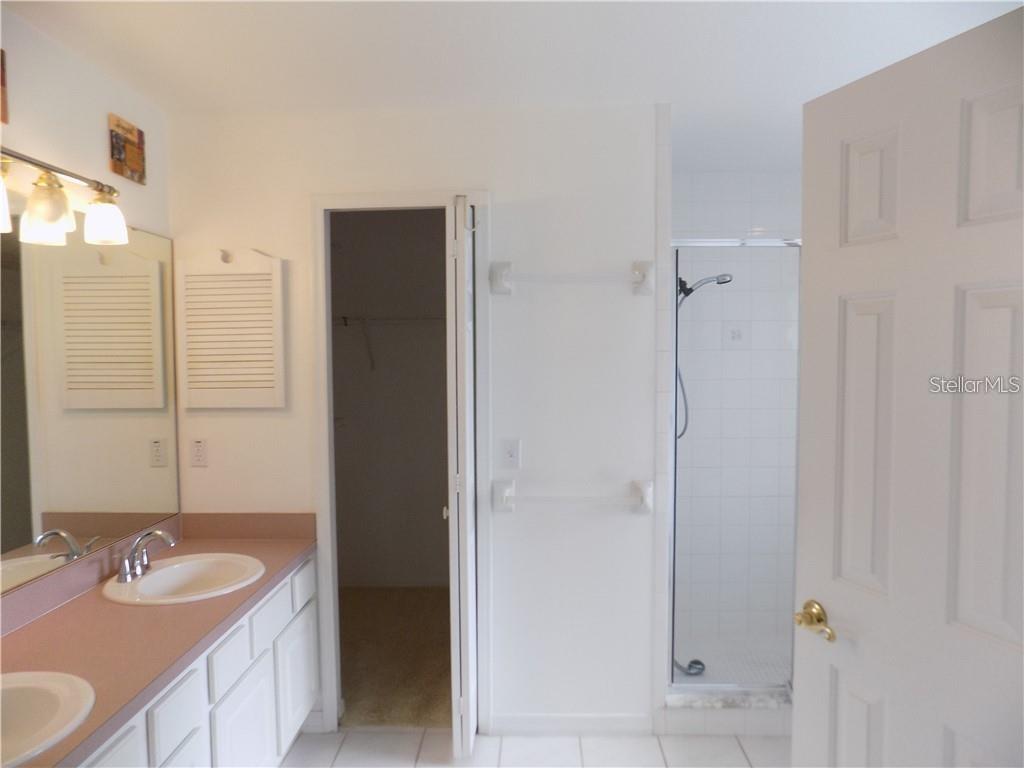 Image 12 of 22 For 14720 Green Valley Boulevard