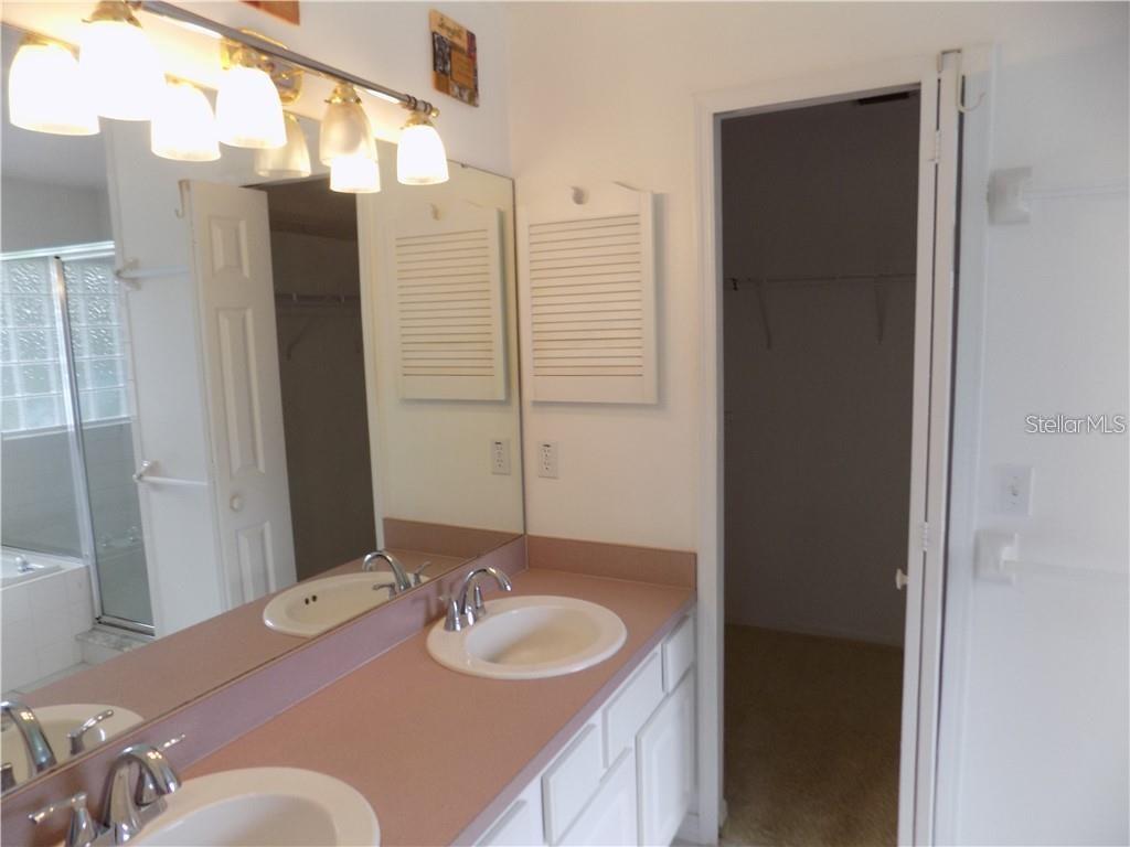 Image 14 of 22 For 14720 Green Valley Boulevard