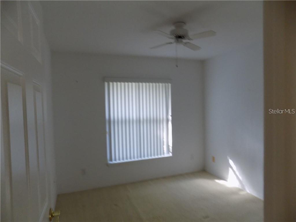 Image 18 of 22 For 14720 Green Valley Boulevard