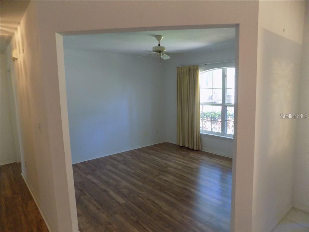 Image 6 of 22 For 14720 Green Valley Boulevard