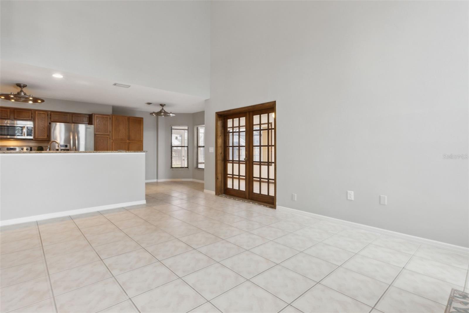 Image 22 of 82 For 4875 Winchester Drive