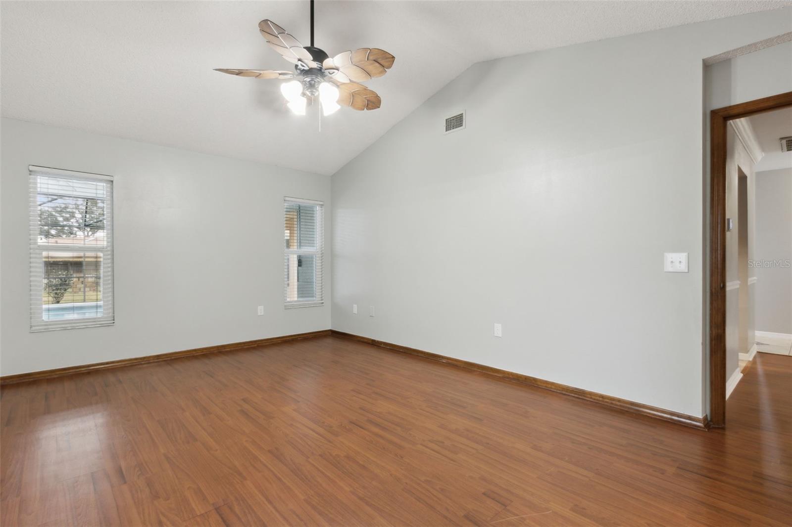 Image 34 of 82 For 4875 Winchester Drive