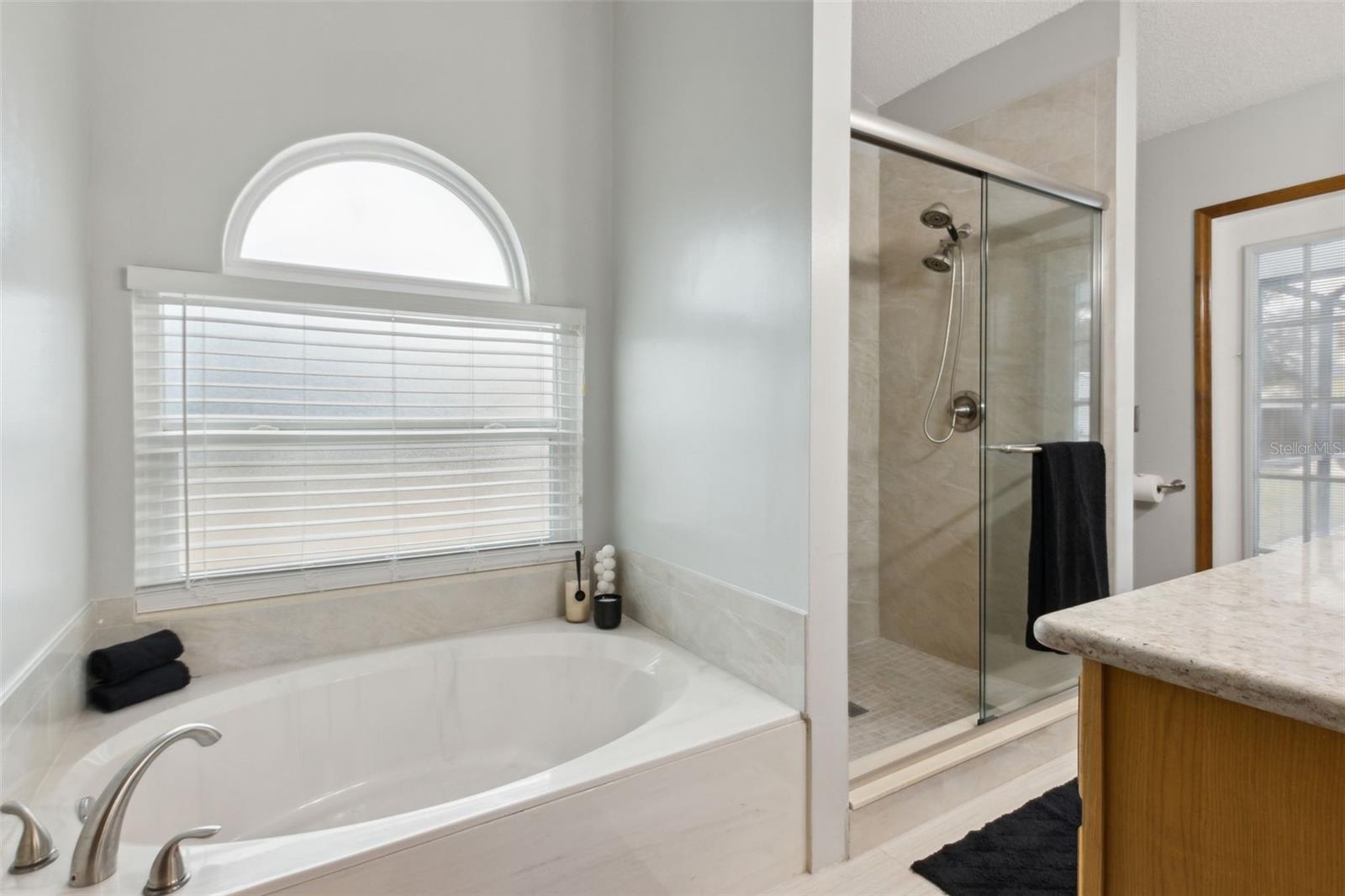 Image 37 of 82 For 4875 Winchester Drive