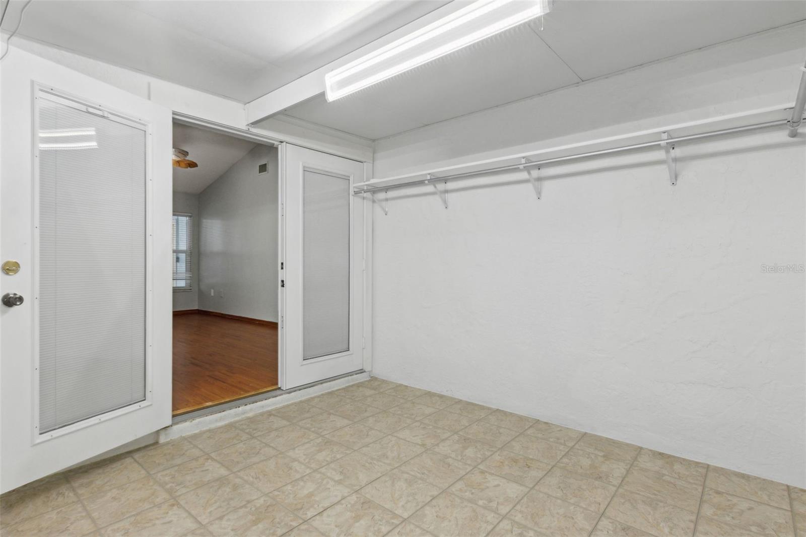 Image 42 of 82 For 4875 Winchester Drive