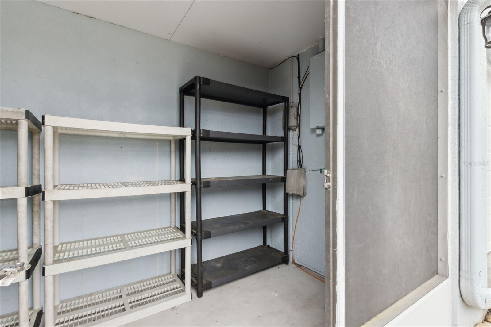 Image 72 of 82 For 4875 Winchester Drive