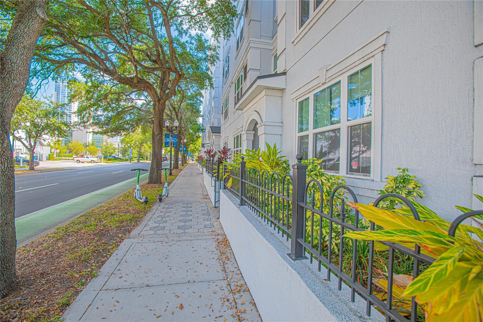 Image 21 of 22 For 204 South Street 2061