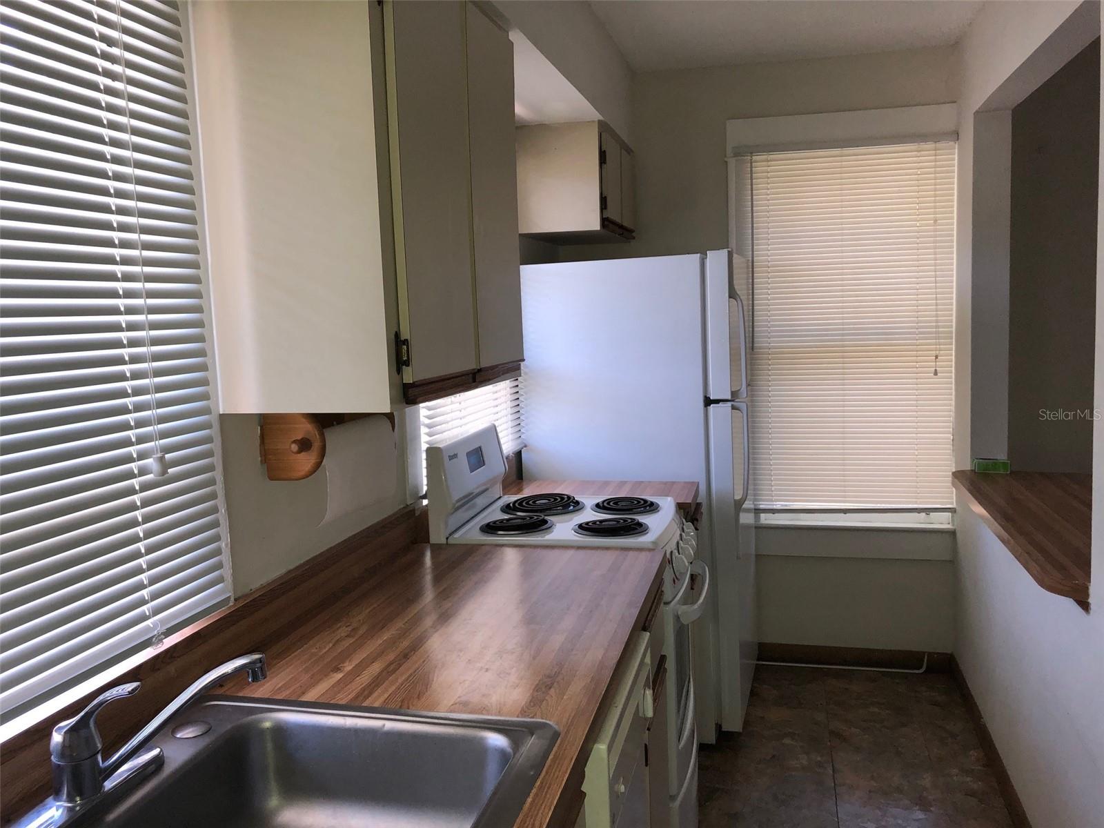 Image 4 of 7 For 1243 Ridgewood Street