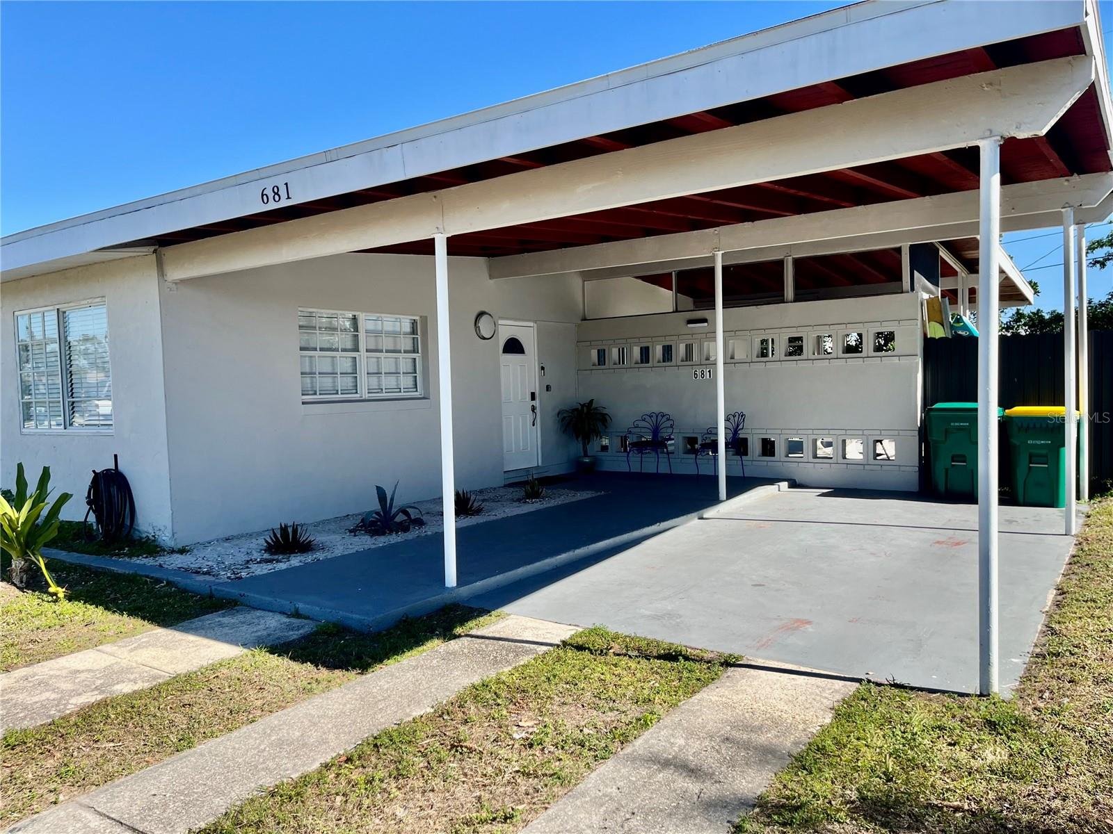 Image 2 of 40 For 681 Dalton Boulevard
