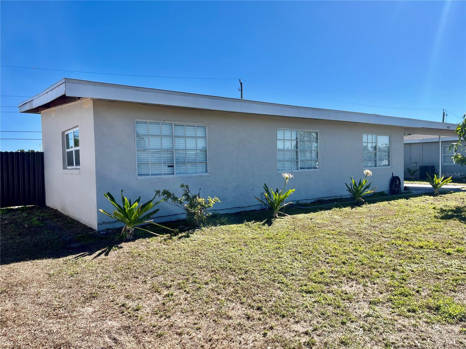 Image 4 of 40 For 681 Dalton Boulevard