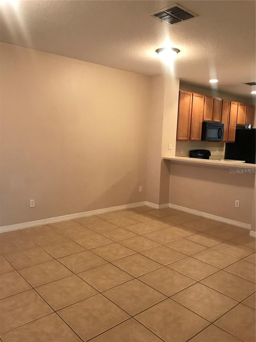 Image 3 of 16 For 10954 Savannah Wood Drive 149