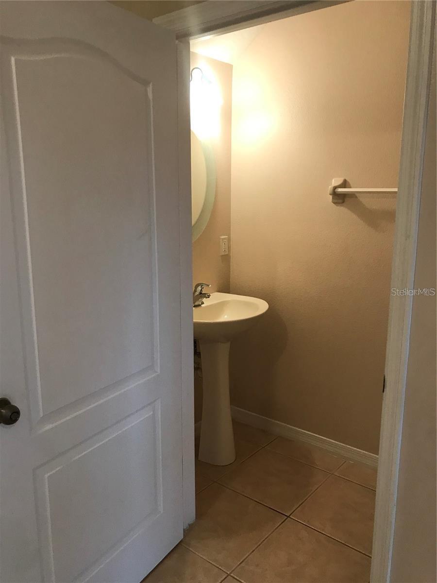 Image 6 of 16 For 10954 Savannah Wood Drive 149