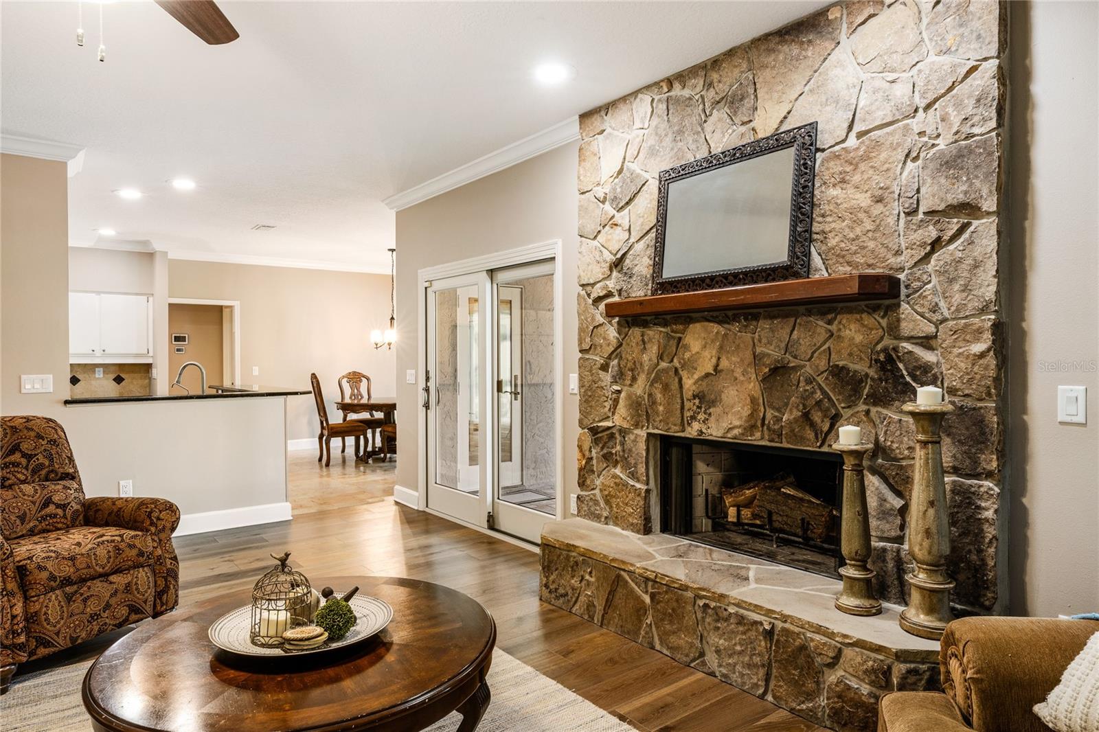 Image 22 of 69 For 8368 Rambling River Drive