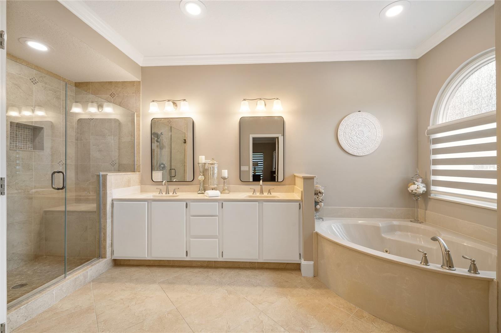 Image 32 of 69 For 8368 Rambling River Drive