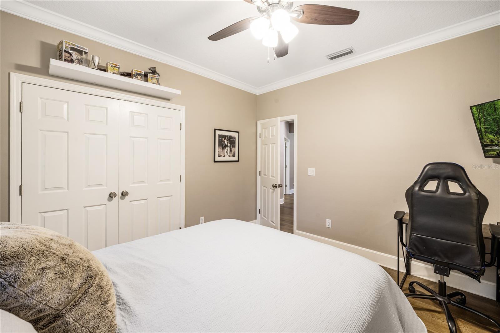 Image 42 of 69 For 8368 Rambling River Drive