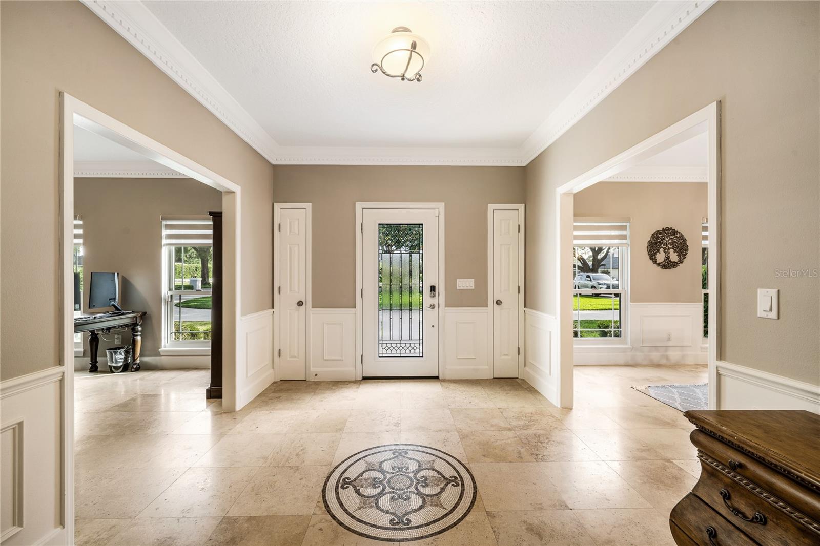Image 9 of 69 For 8368 Rambling River Drive