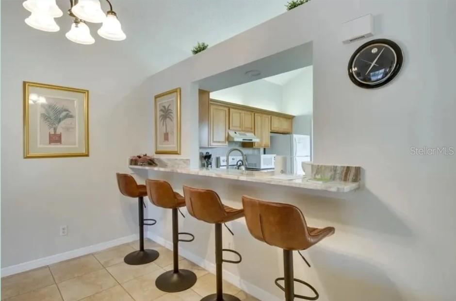 Image 3 of 18 For 208 Applewood Court