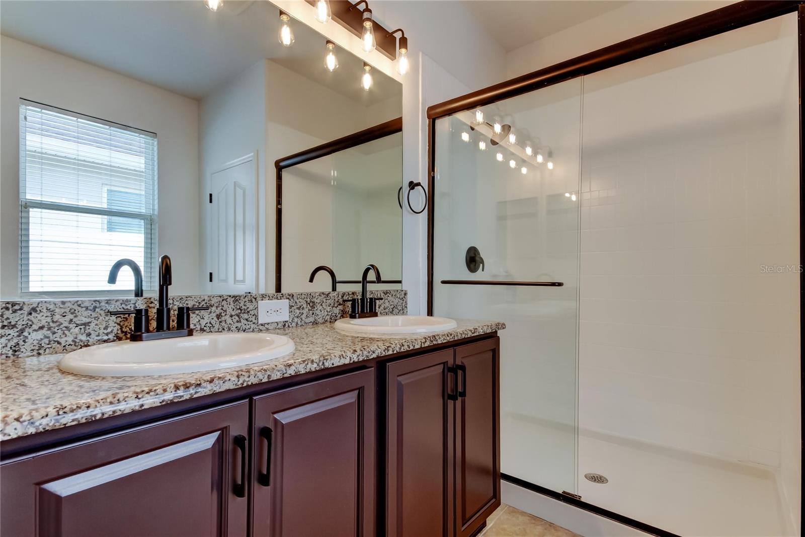 Image 10 of 17 For 25242 Carnation Sedge Way