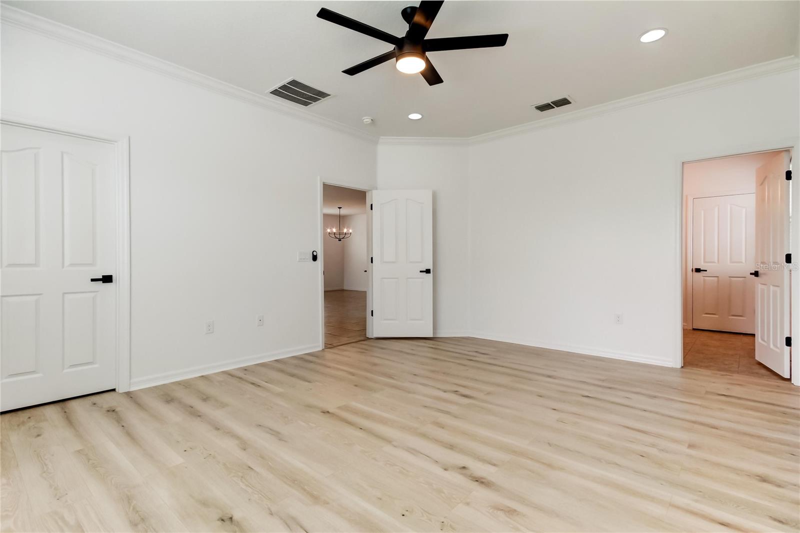 Image 8 of 17 For 25242 Carnation Sedge Way