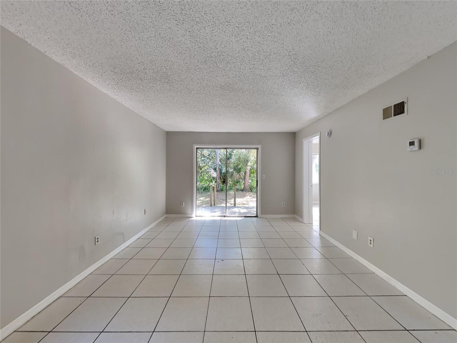 Image 10 of 16 For 2549 Oak Avenue A
