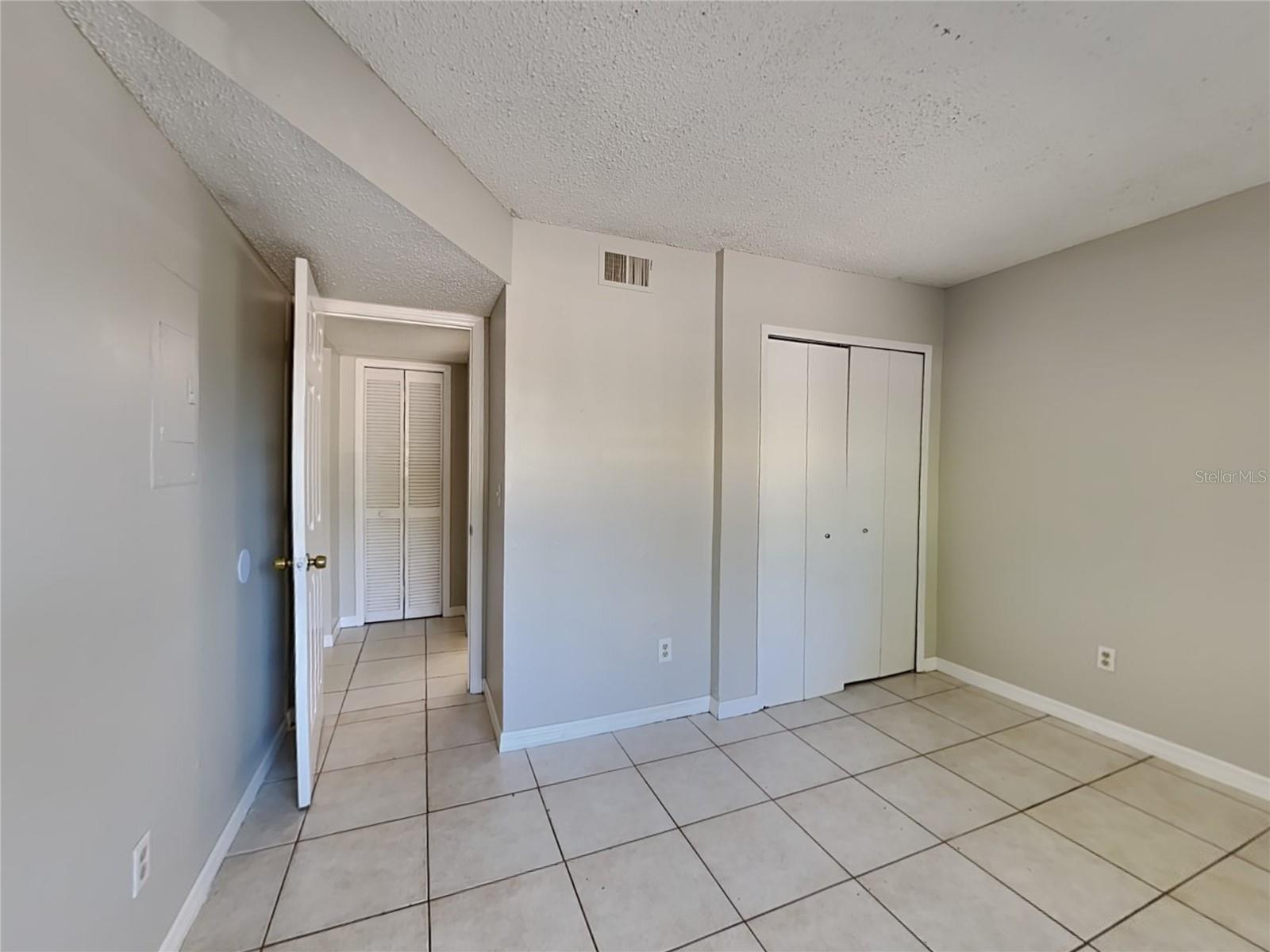Image 12 of 16 For 2549 Oak Avenue A