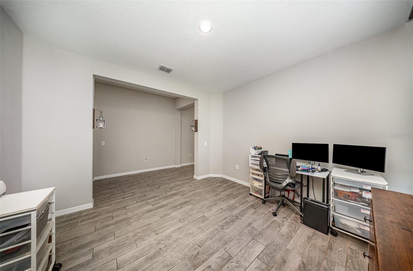 Image 7 of 52 For 3929 Reed Grass Place