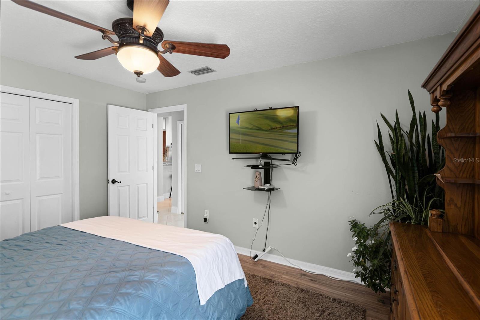 Image 37 of 64 For 12320 Creek Edge Drive