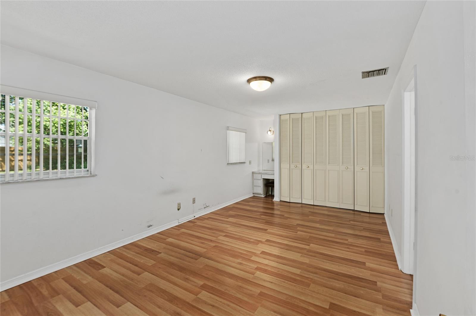 Image 11 of 61 For 826 Glen Arden Way