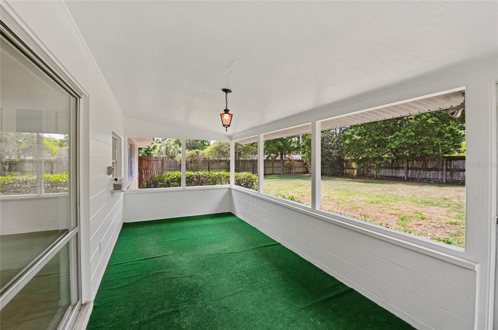 Image 32 of 61 For 826 Glen Arden Way