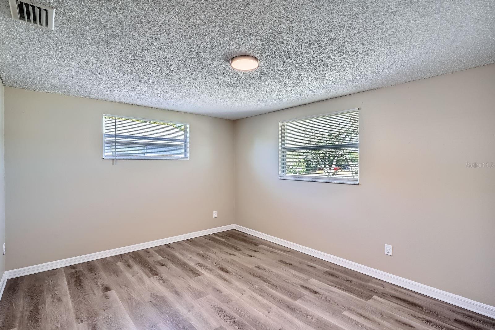 Image 21 of 28 For 7708 Belah Drive