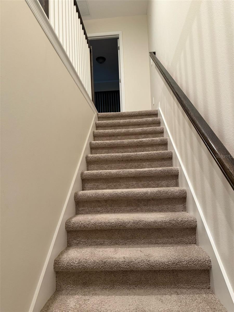 Image 8 of 13 For 10113 Greenstone Ridge Street