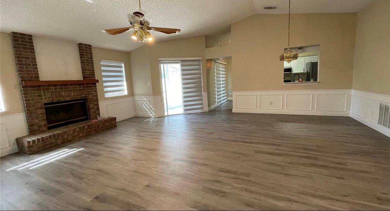 Image 3 of 13 For 706 Rich Drive
