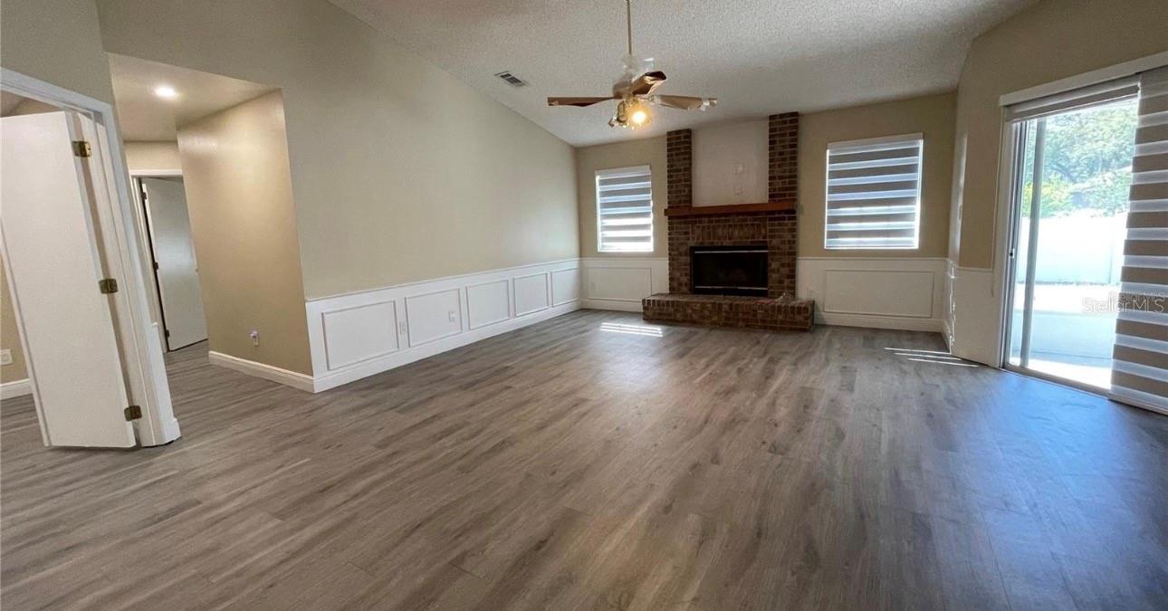Image 4 of 13 For 706 Rich Drive