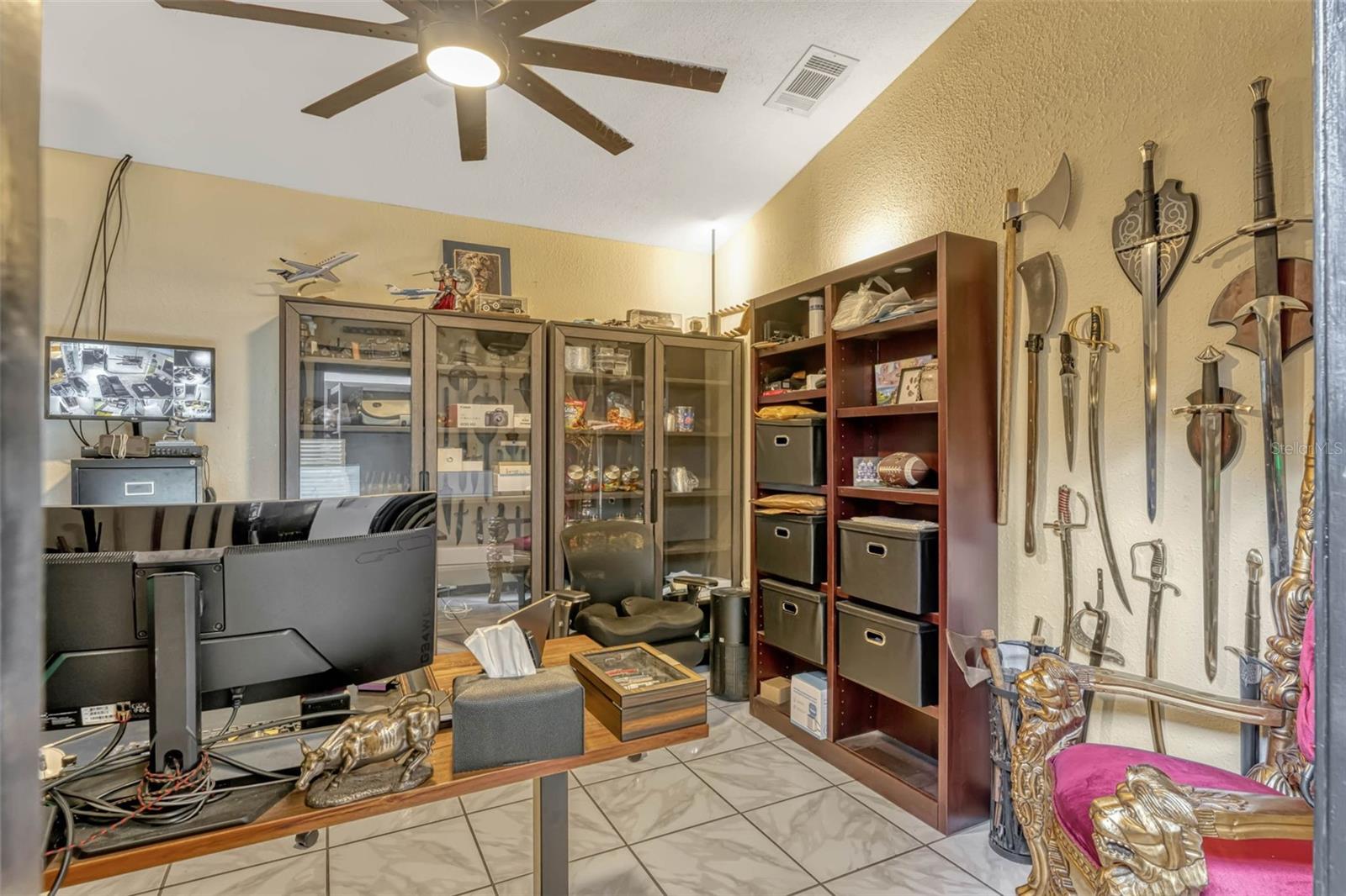 Image 25 of 35 For 9774 Bohart Court