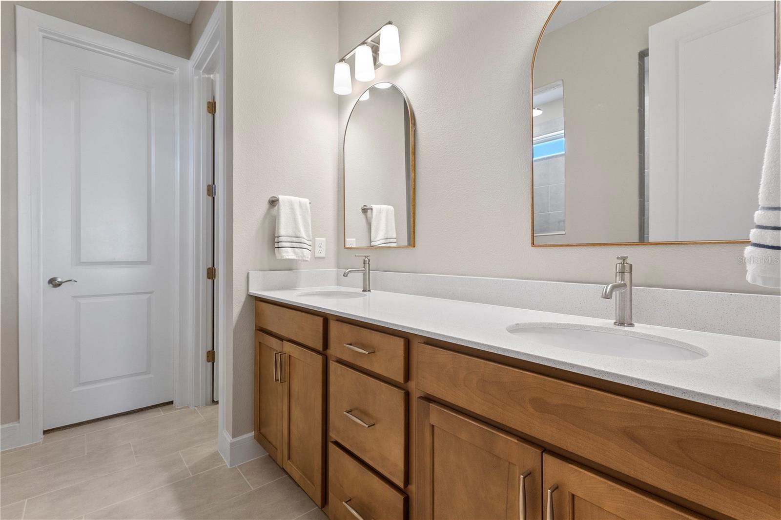 Image 13 of 38 For 15173 Willow Ridge Drive