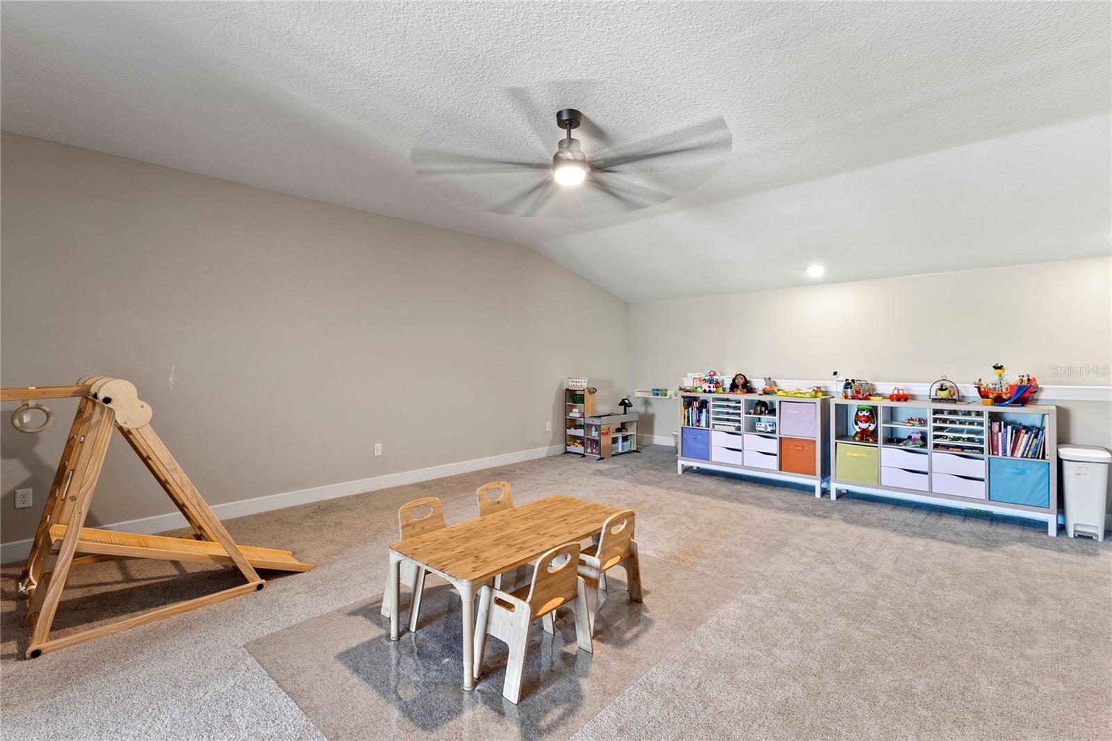 Image 27 of 38 For 15173 Willow Ridge Drive