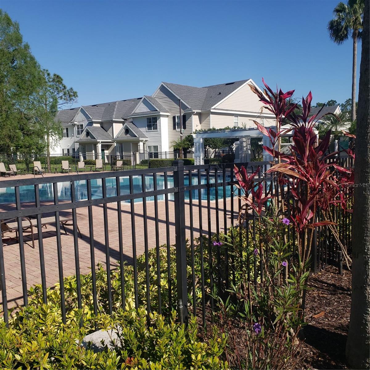 Image 35 of 51 For 330 Southern Pecan Circle 104