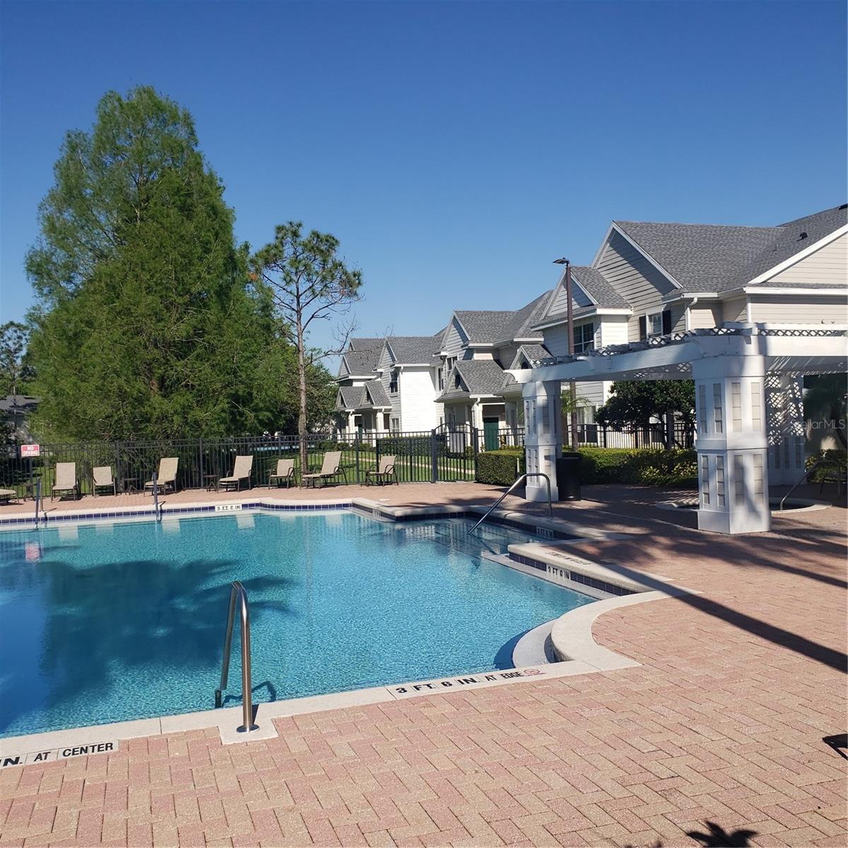 Image 5 of 51 For 330 Southern Pecan Circle 104