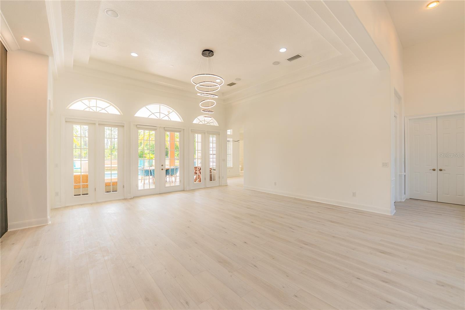 Image 11 of 44 For 6550 Cartmel Lane