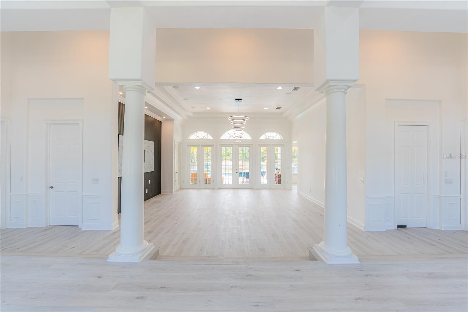 Image 7 of 44 For 6550 Cartmel Lane