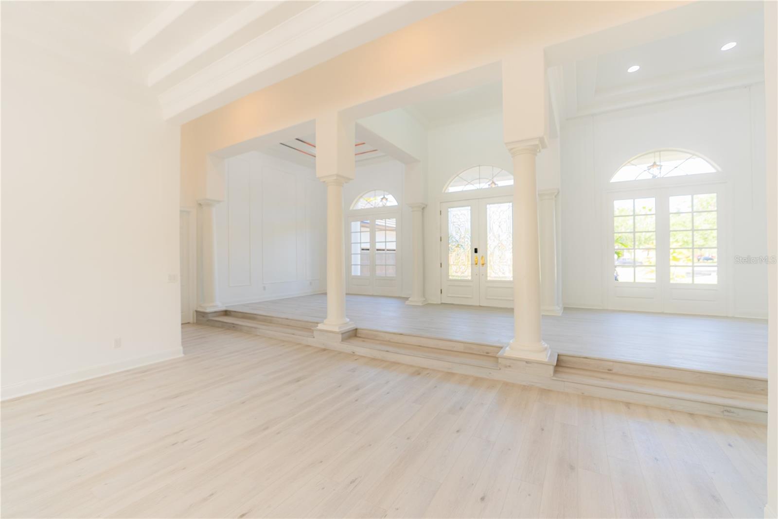 Image 8 of 44 For 6550 Cartmel Lane