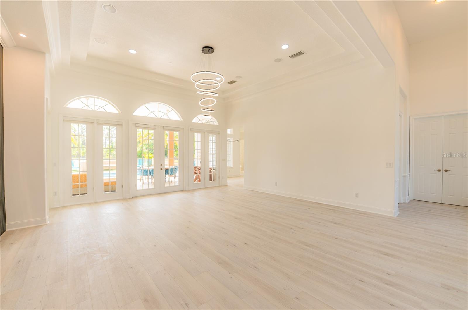Image 9 of 44 For 6550 Cartmel Lane