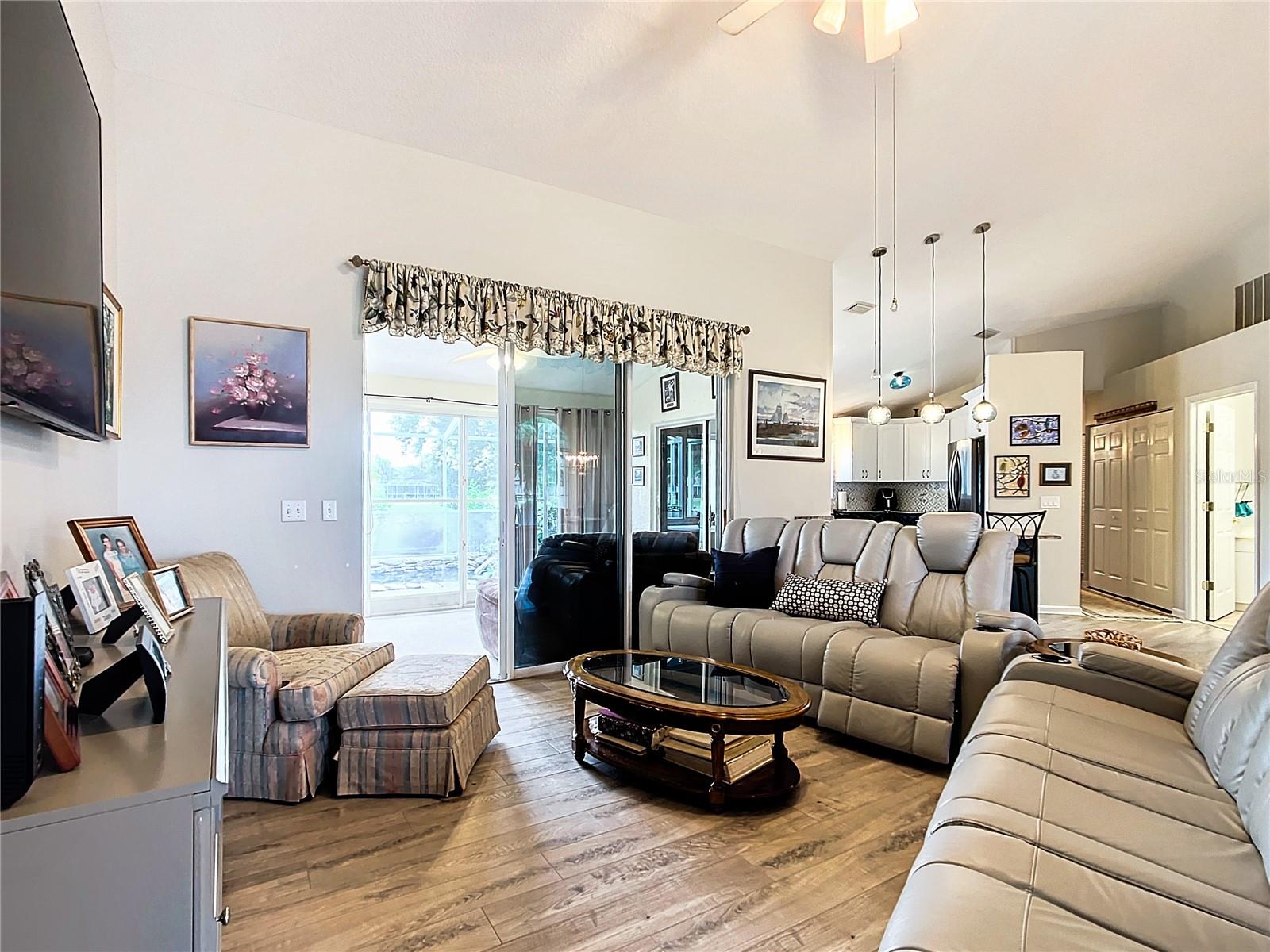 Image 11 of 59 For 5060 26th Street