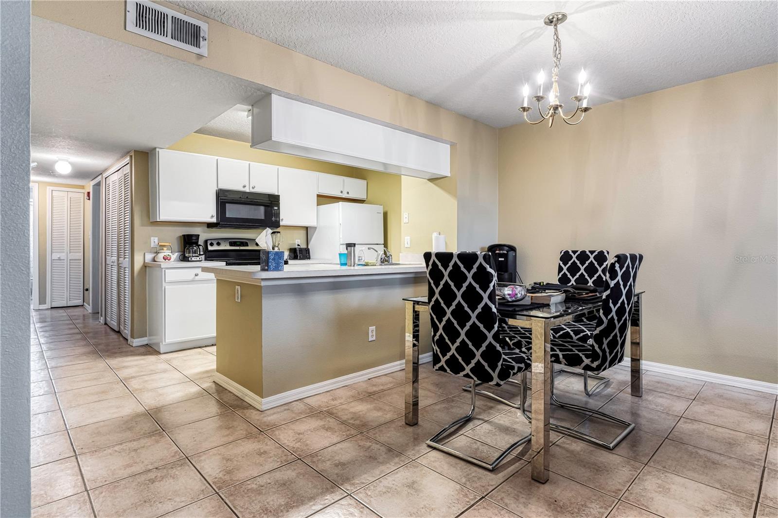 Image 8 of 18 For 8719 Rockingham Terrace B