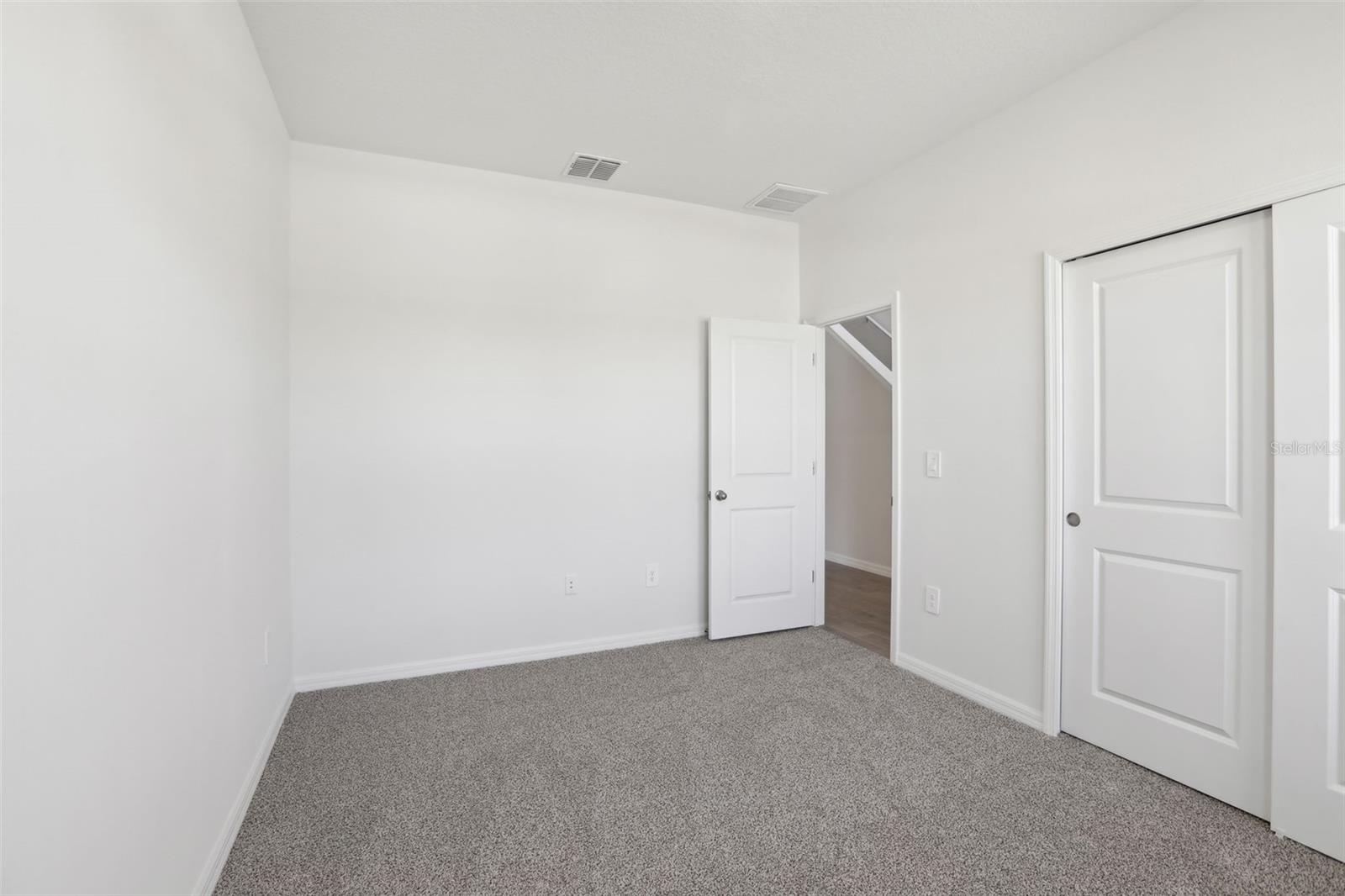 Image 19 of 23 For 1878 Draughton Drive