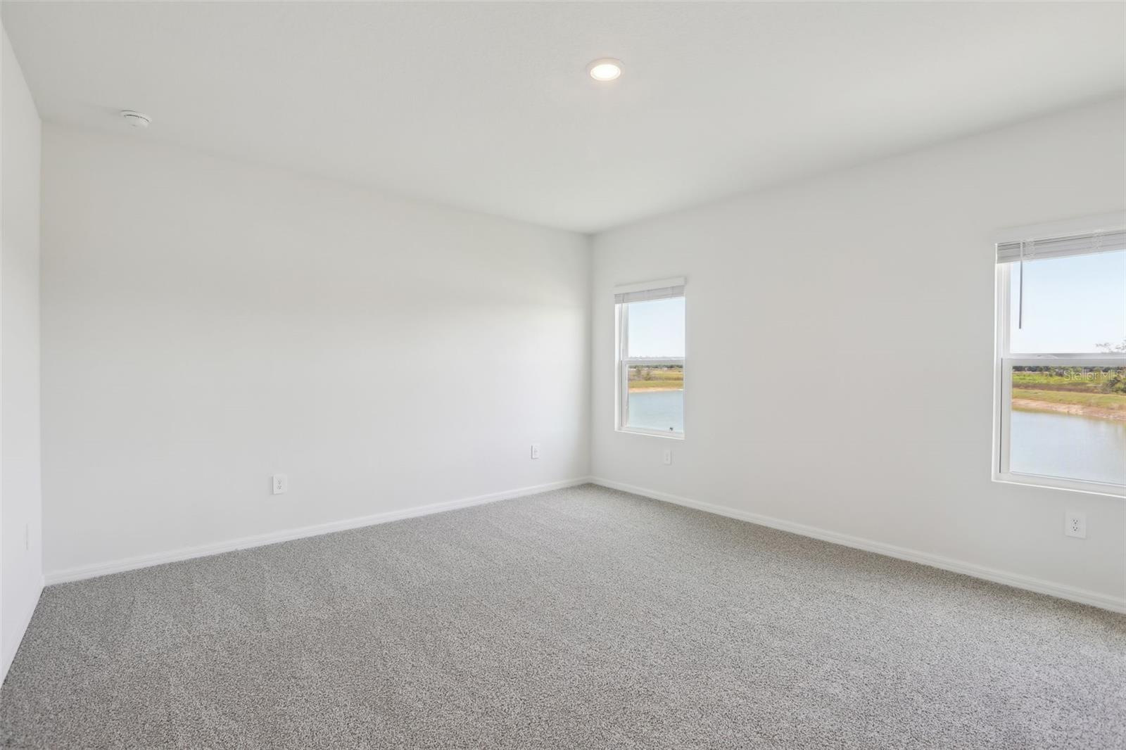Image 21 of 23 For 1878 Draughton Drive
