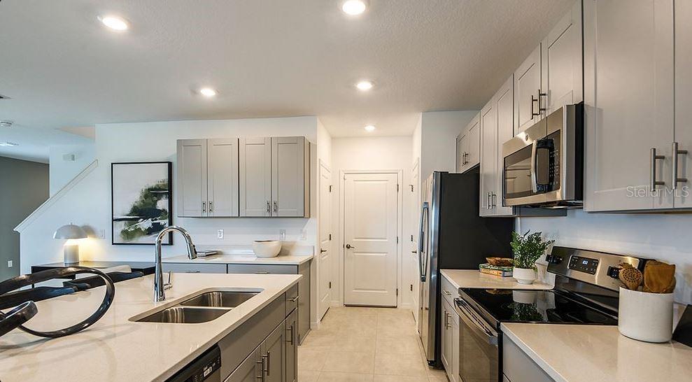Image 18 of 24 For 420 Wayland Drive