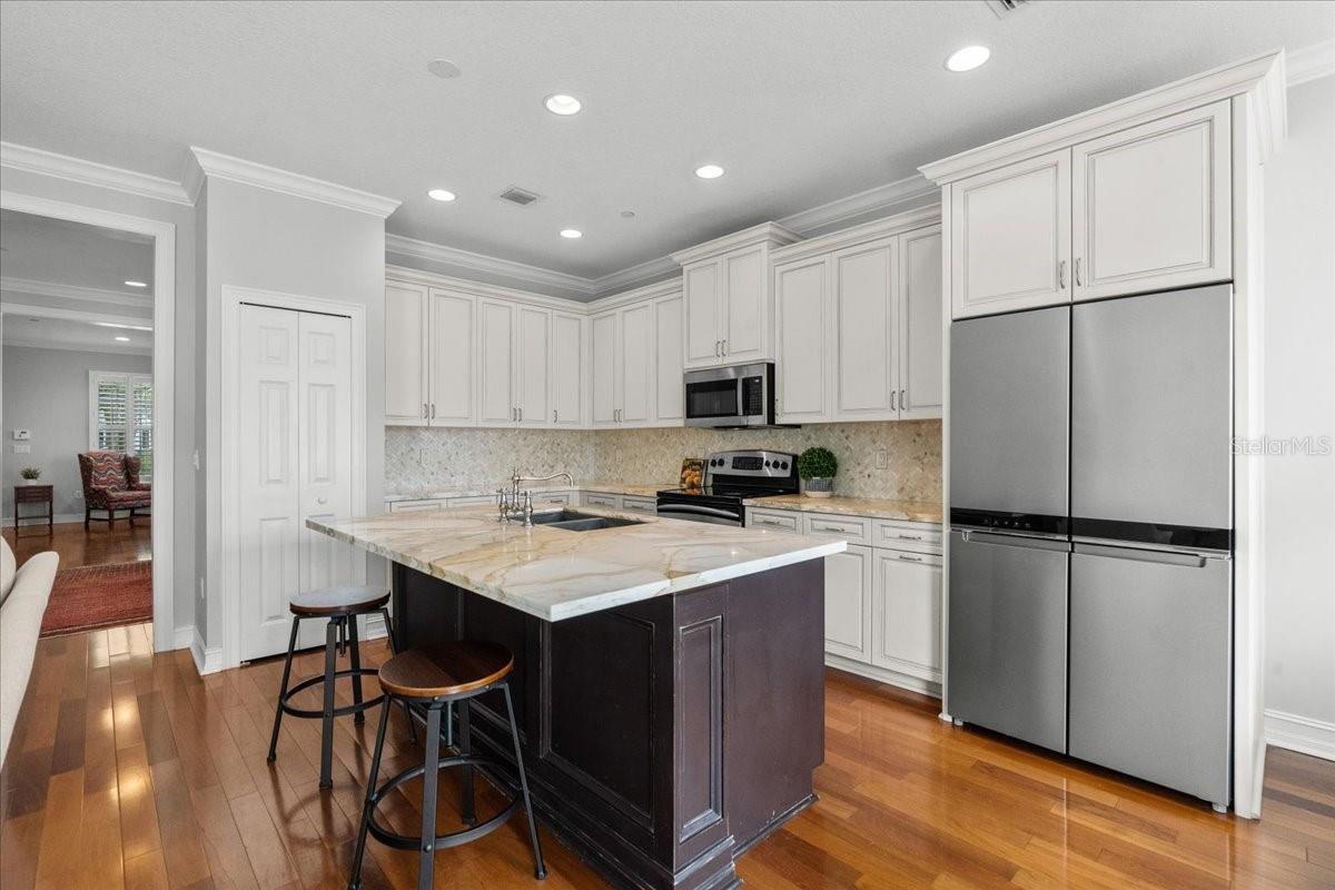 Image 11 of 72 For 2228 Osprey Avenue