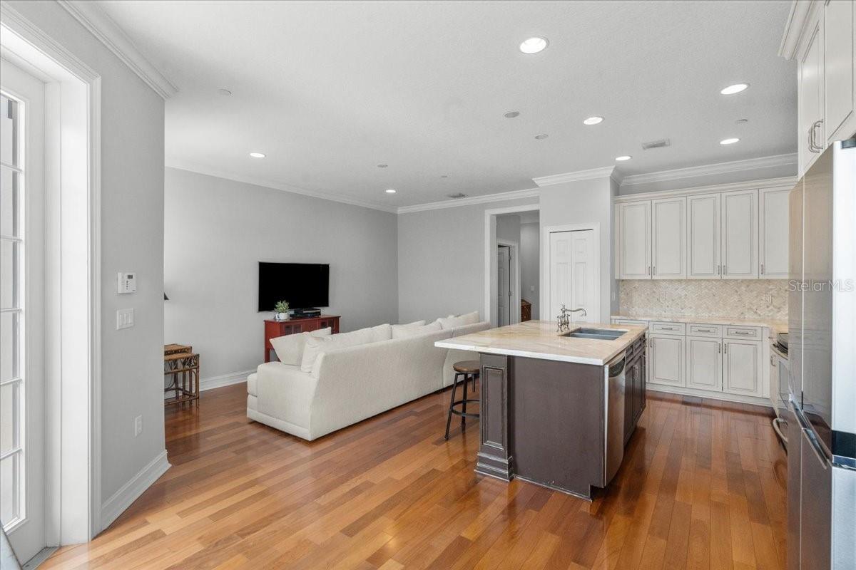 Image 20 of 72 For 2228 Osprey Avenue